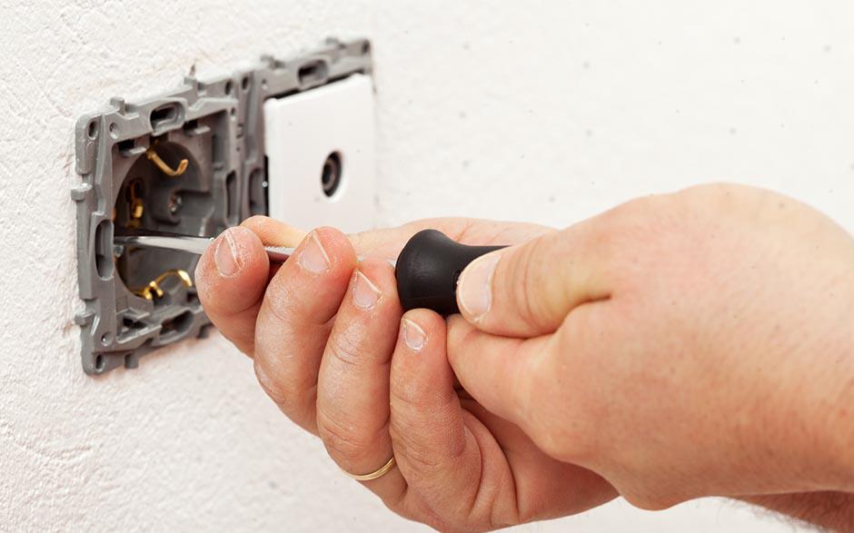 recherche travail électricien bâtiment Évry